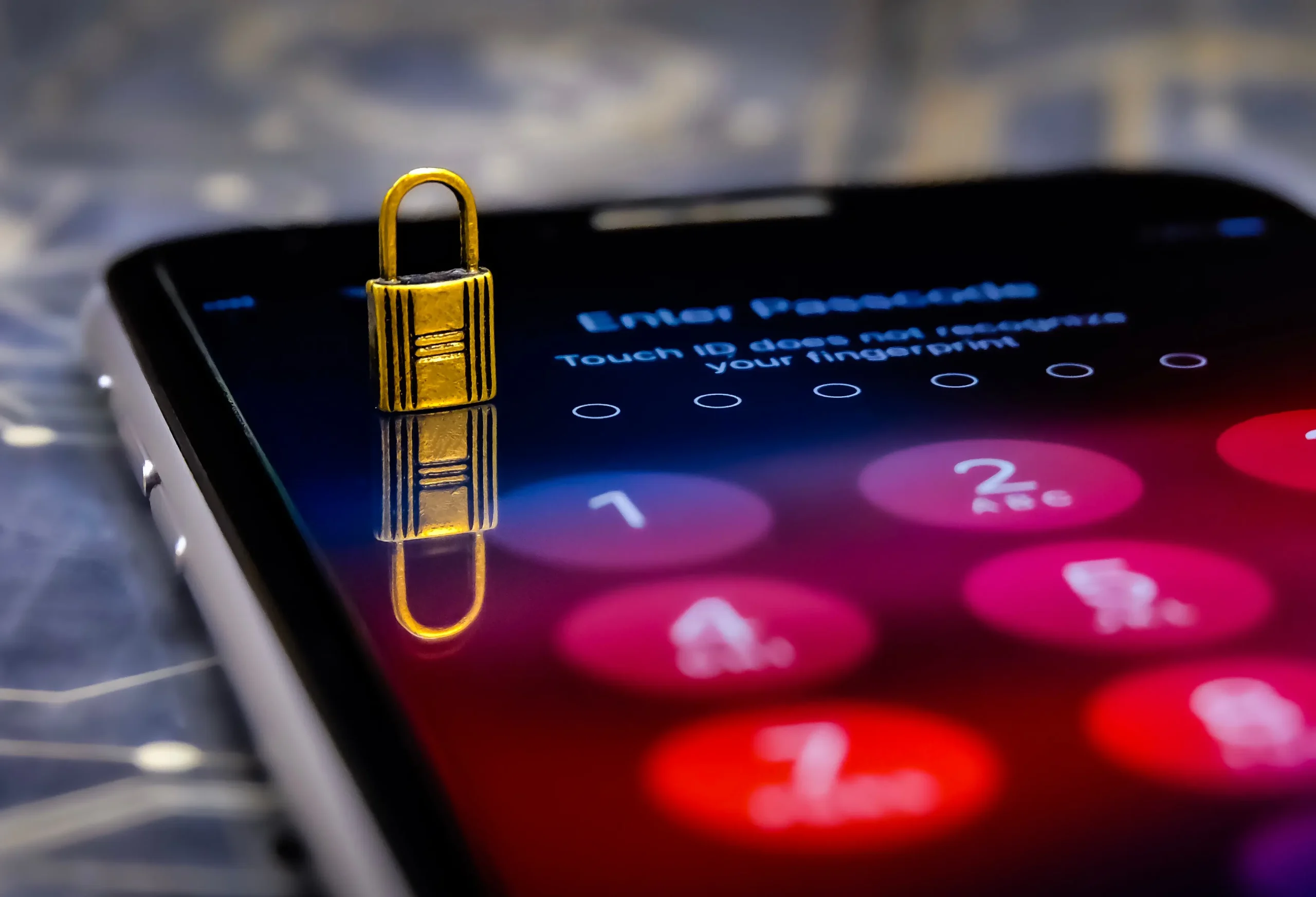 security-on-mobile-phone-2022-11-02-00-01-00-utc